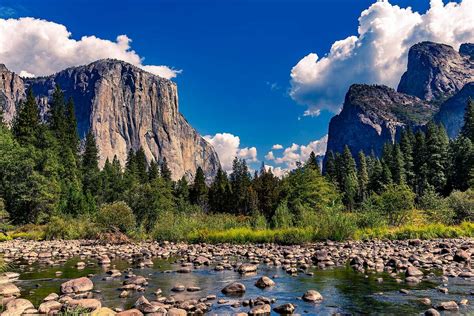 Want to visit Yosemite this summer? You’ll need a reservation